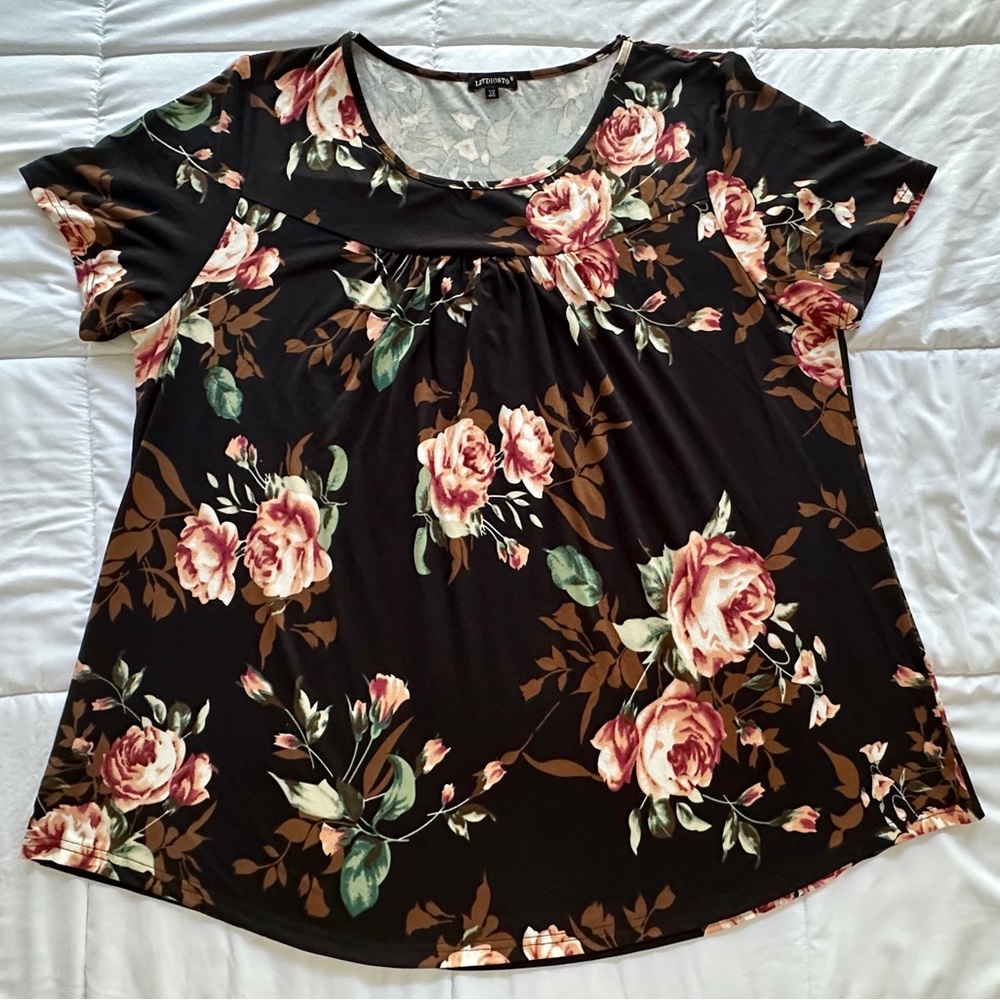 LETDIOSTO Black Floral Top
